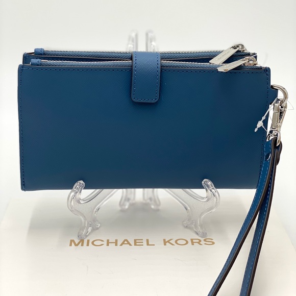 MICHAEL KORS LARGE DOUBLE ZIP WRISTLET WAllet Teal Color - Picture 3 of 16